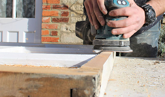 BM Sash Window Restorations covers all aspects of sash windows. Repairs, renovation or even replacements. Servicing Winchester, Alresford, Romsey, Hursley and all of Hampshire