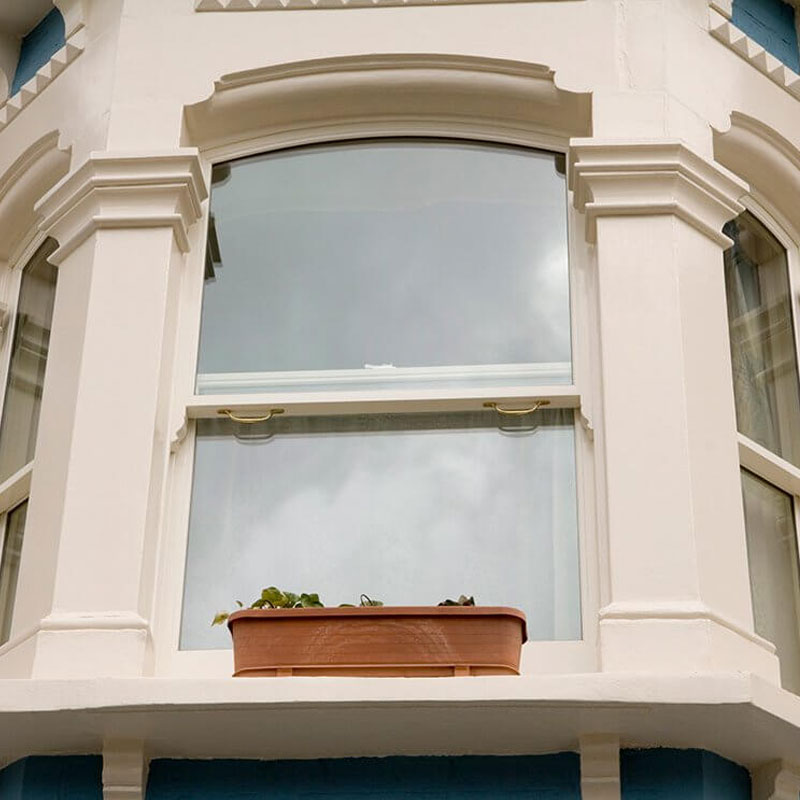 BM Sash Window Restorations covers all aspects of sash windows. Repairs, renovation or even replacements. Servicing Winchester, Alresford, Romsey, Hursley and all of Hampshire