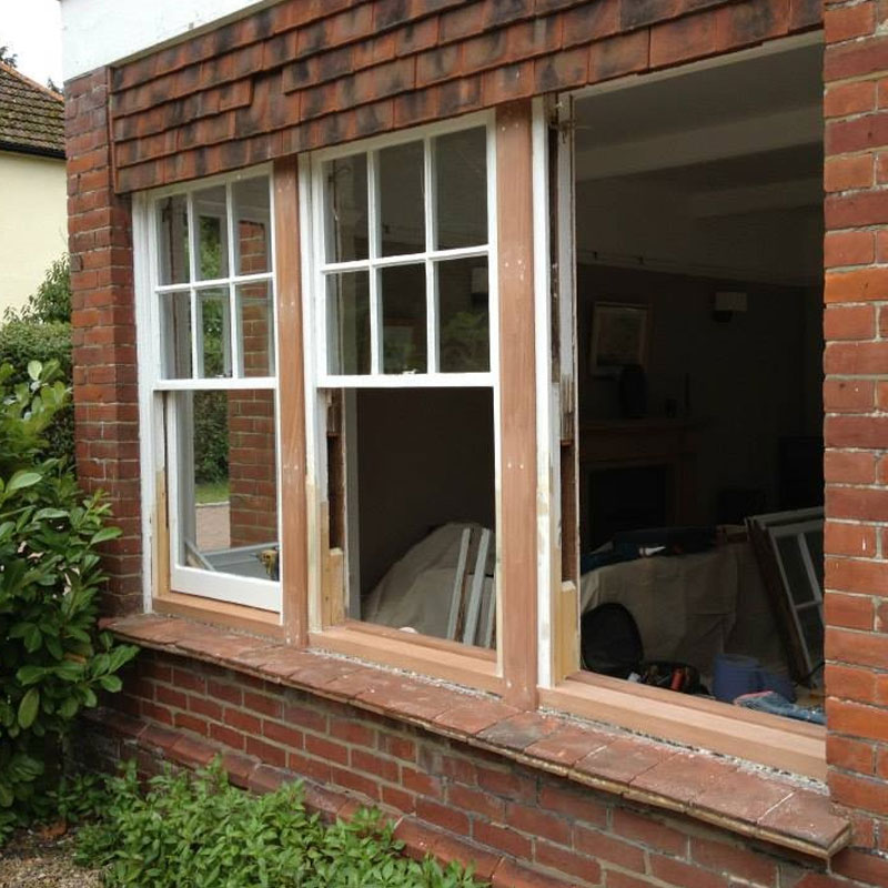 BM Sash Window Restorations covers all aspects of sash windows. Repairs, renovation or even replacements. Servicing Winchester, Alresford, Romsey, Hursley and all of Hampshire